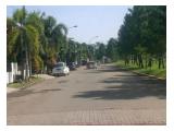 DISEWAKAN Rumah Tingkat Asri Bersih Terawat di Serpong Park BSD (Jalan Utama) Dekat Gate JORR2 